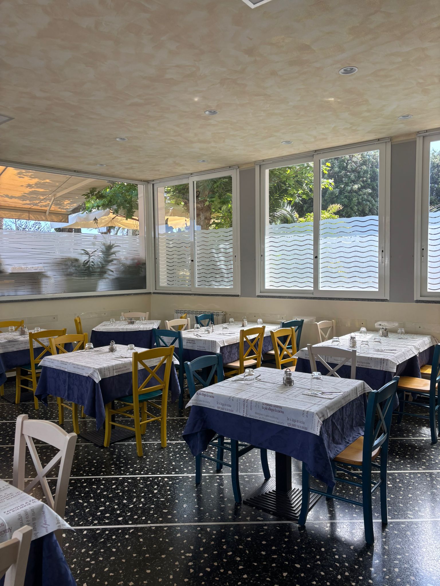 Sala interna del ristorante La Rotonda